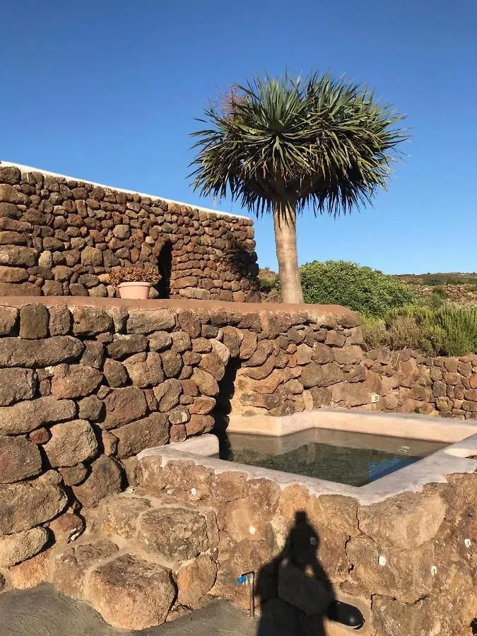 Holiday home Dammusi Il Serralh -Pantelleria- Scauri