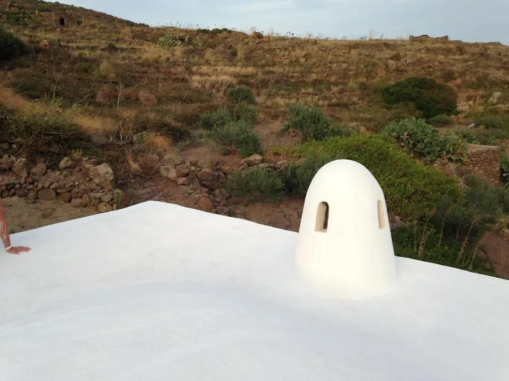 Dammusi Il Serralh -Pantelleria- Scauri  0*, Scauri (Sicily) Italy