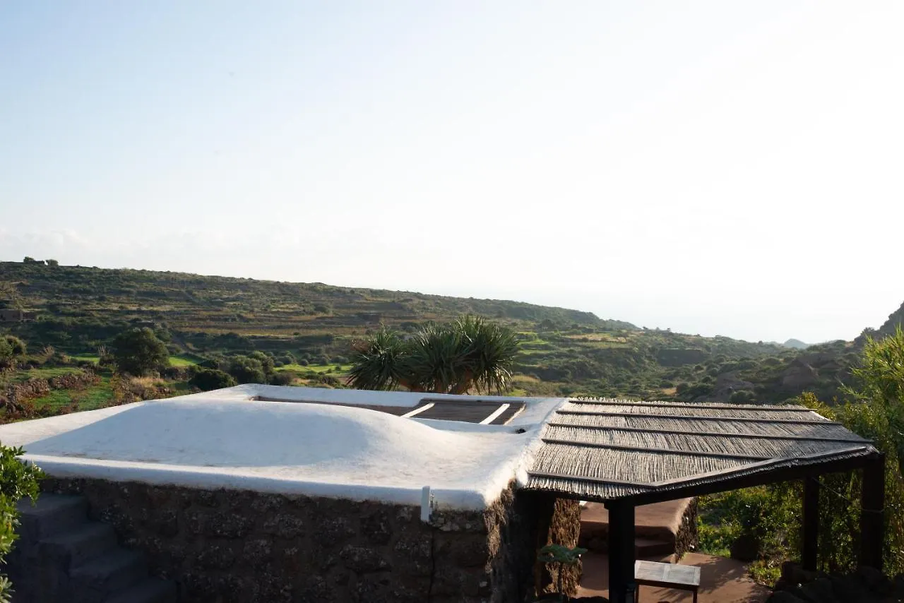 Dammusi Il Serralh -Pantelleria- Scauri  Scauri (Sicily)