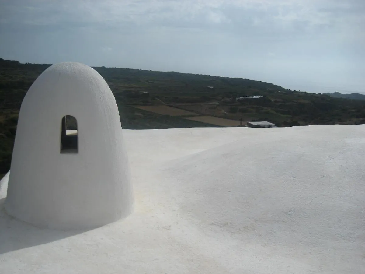 Dammusi Il Serralh -Pantelleria- Scauri  0*, Scauri (Sicily)