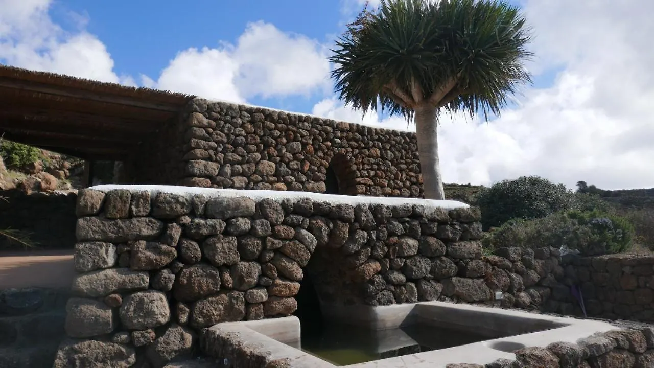 Dammusi Il Serralh -Pantelleria- Scauri  Italy