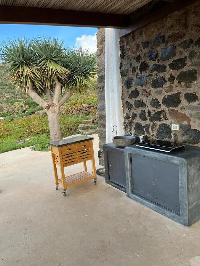 Dammusi Il Serralh -Pantelleria- Scauri  Scauri (Sicily)