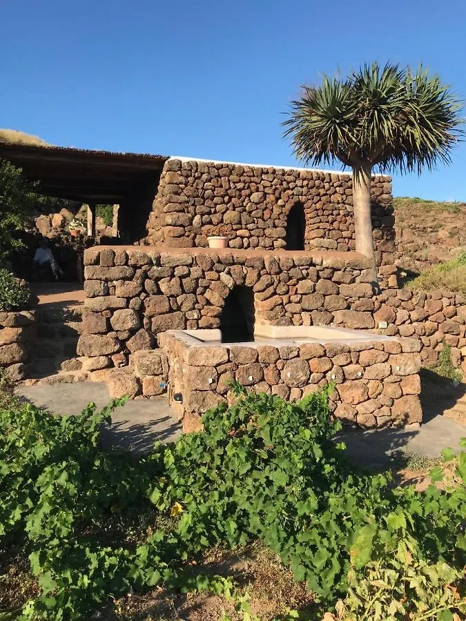 Dammusi Il Serralh -Pantelleria- Scauri  0*, Scauri (Sicily) Italy