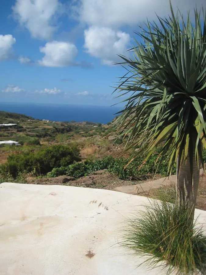 Dammusi Il Serralh -Pantelleria- Scauri  Scauri (Sicily)