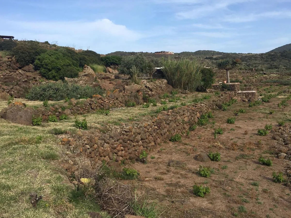 Dammusi Il Serralh -Pantelleria- Scauri  0*, Scauri (Sicily) Italy