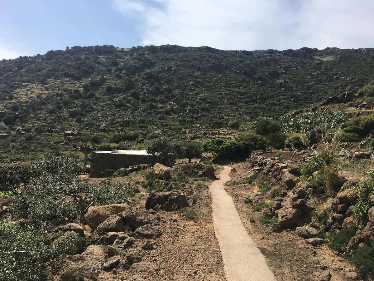 Dammusi Il Serralh -Pantelleria- Scauri  Scauri (Sicily)