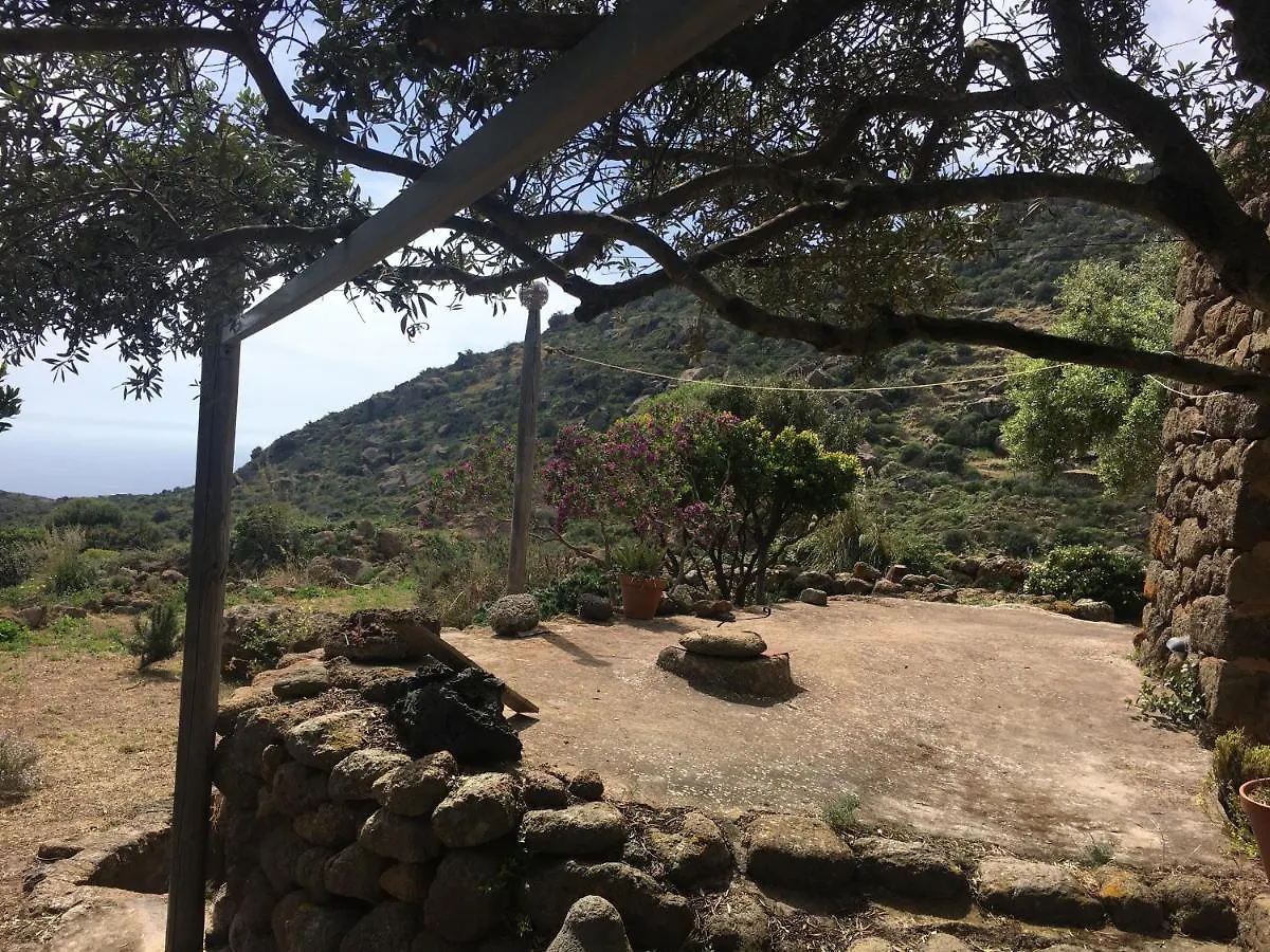Dammusi Il Serralh -Pantelleria- Scauri  0*, Scauri (Sicily) Italy
